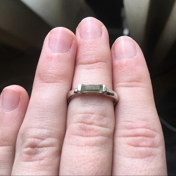 Sundance Jewelry - Silver & Green Stone Midi / Pinky Ring